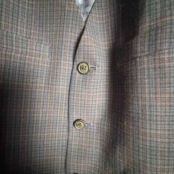 Perry Ellis size XL navy vest with lots of character and elegant style - Picture 2 of 7